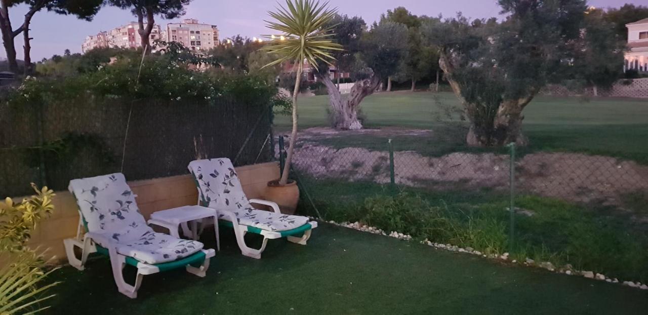 Chalet Bonalba Golf Аліканте Екстер'єр фото